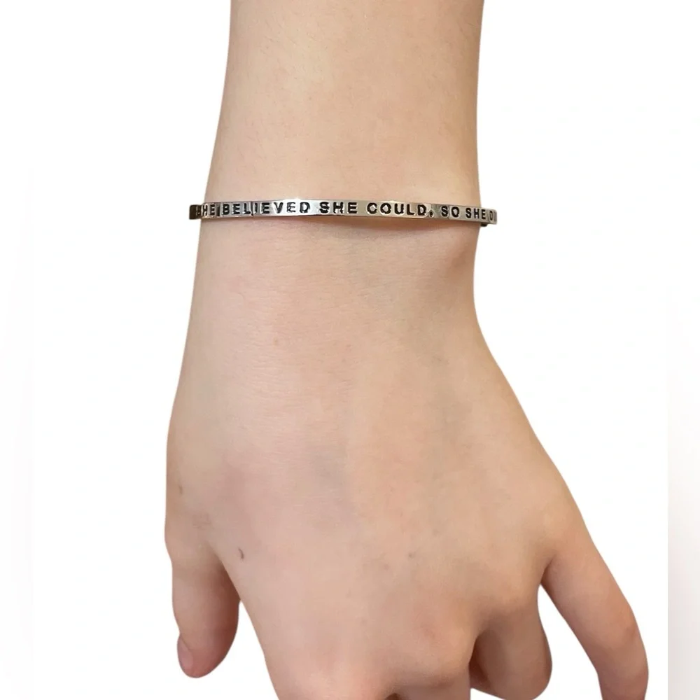 MantraBand new without